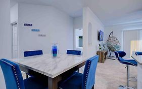 Beautiful And Cozy 2 Bedroom 2 Ba